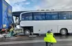 Autobus z wycieczką szkolną uderzył w TIR-a