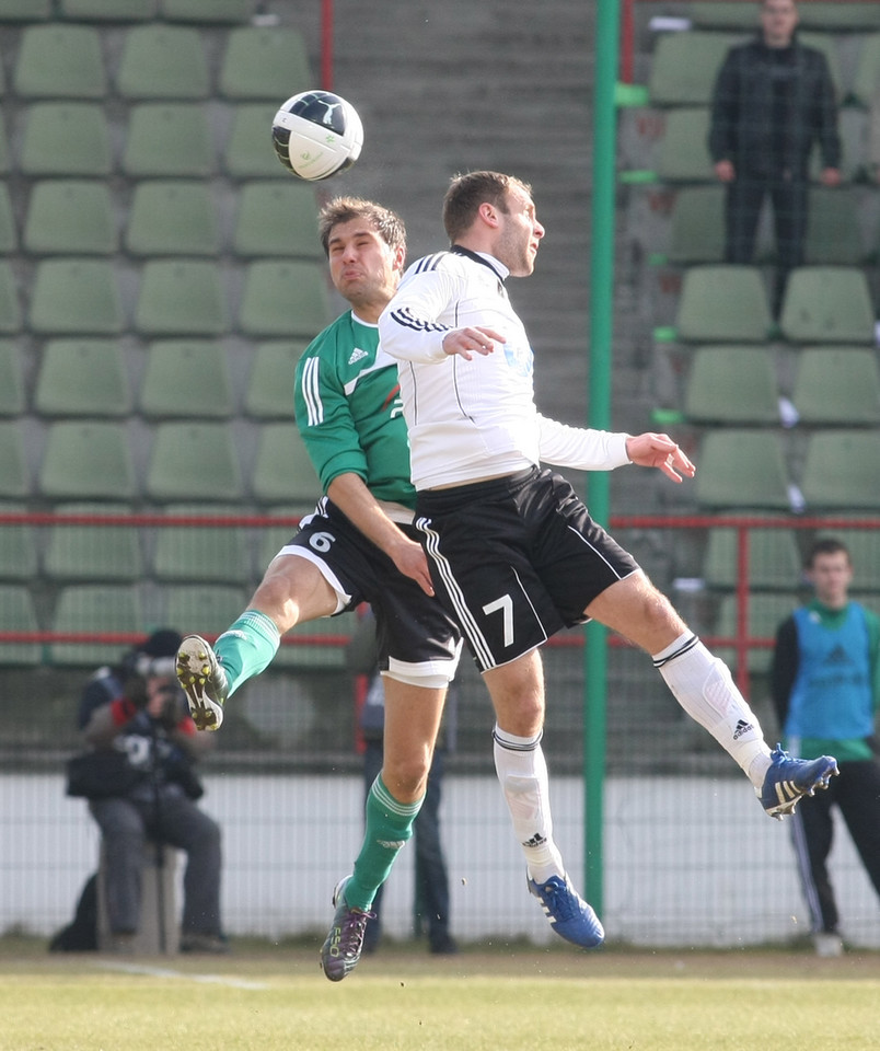 PIŁKARSKA EKSTRAKLASA GKS BEŁCHATÓW KONTRA LEGIA WARSZAWA