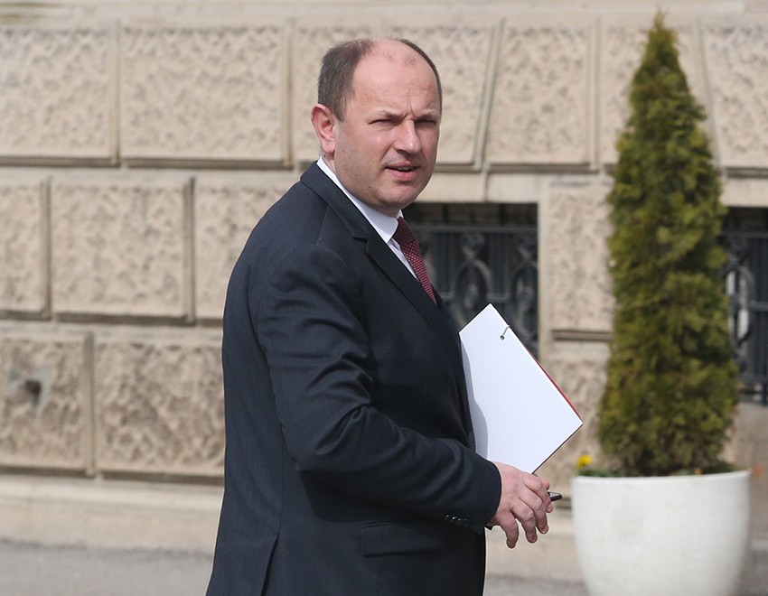 Luka-Petrovic-dir-Elektroprivrede-SNSD-2