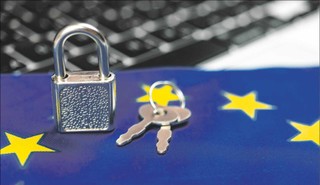 Unia Europejska i Polska niezależnie reformują systemy cyberbezpieczeństwa