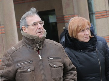 TUGA U DOMU PEVAČA NA USKRS: Zajedno proveli ČETIRI DECENIJE, a sada SUZE I JECJI! (FOTO)