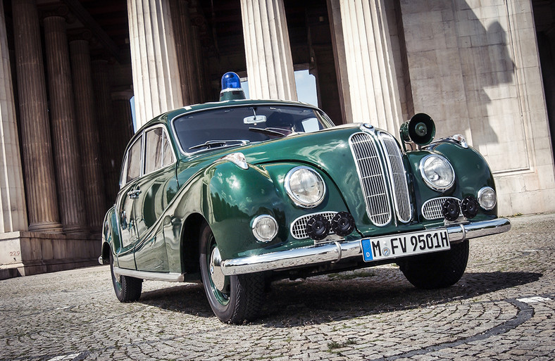 Klasyczne BMW 501 (1952-64)