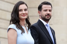 Predsednik i prva dama Crne Gore proslavili 6. rođendan SINA DAVIDA: Svi gledaju u TORTU I DEKORACIJU, a Milatoviće u ovakvom izdanju najređe viđamo