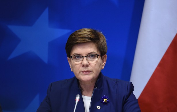 Premier Szydło zapewniła, że zrobi wszystko by program 500+ ruszył od kwietnia