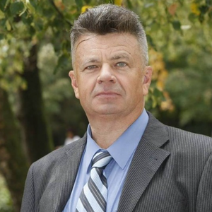dr. Arnold Dénes Arnold MSc