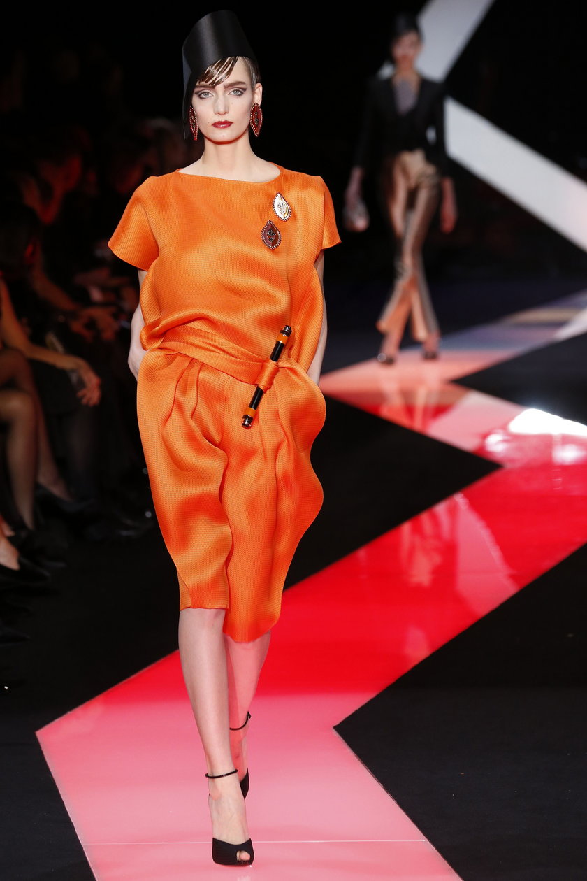 Zuza Bijoch na pokazie haute couture wiosna 2013 Armani Prive