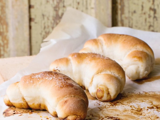 Brzi recept za najmekše kiflice spremne za 8 minuta: Bukvalno se tope u ustima