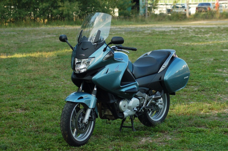 Honda NT700V Deauville – motorem na wakacje (test)