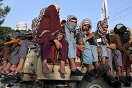 Talibscy bojownicy na ulicach Kabulu, 23 sierpnia 2021 r.
