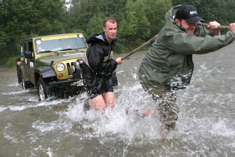 Mistrz 4x4 to letnia akcja tygodnika 'Auto Świat'