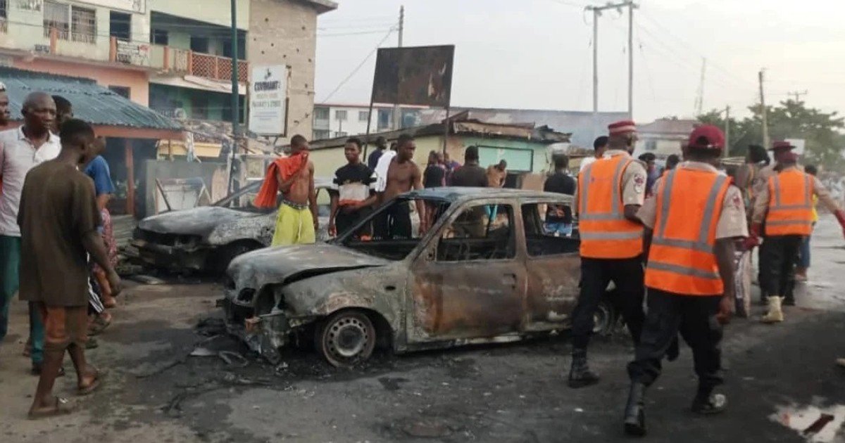 Vehicles burnt, 1 dead as tanker carrying gas explodes in Ogun - Vimarsana News
