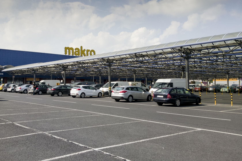 Makro obniża ceny nawet o 75 procent.