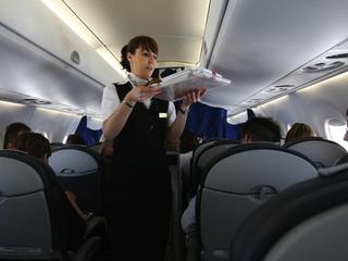 stewardessa samolot