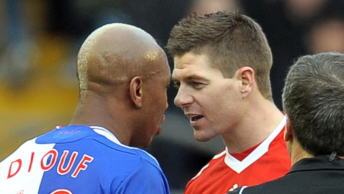 Były skrzydłowy Liverpoolu El Hadji Diouf stwierdził, że były kapitan tego klubu Steven Gerrard jest rasistą. Obaj występowali w zespole The Reds i nigdy się nie dogadywali. W ostatnio wydanej autobiografii Gerrard ostro skrytykował Senegalczyka. Napisał, że jego zdaniem był to jeden z najgorszych transferów w historii klubu.