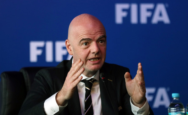 Mundial 2018: FIFA zatwierdziła powtórki wideo. VAR będzie pomagał sędziom