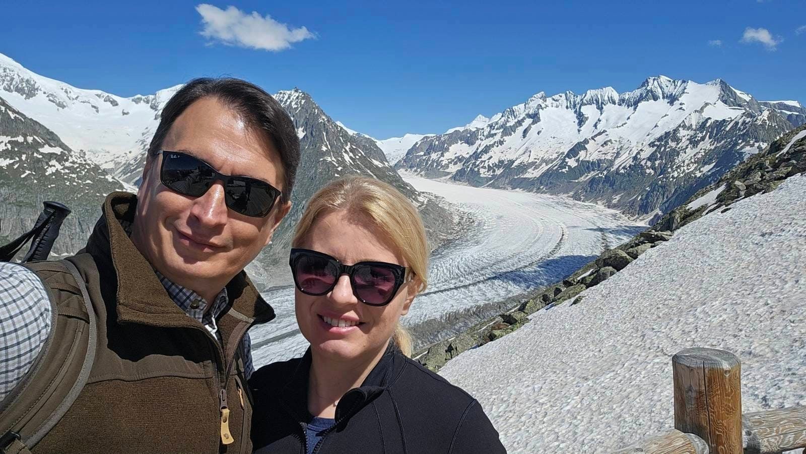 Juraj Rizman a Zuzana Čaputová na dovolenke vo Švajčiarsku.
