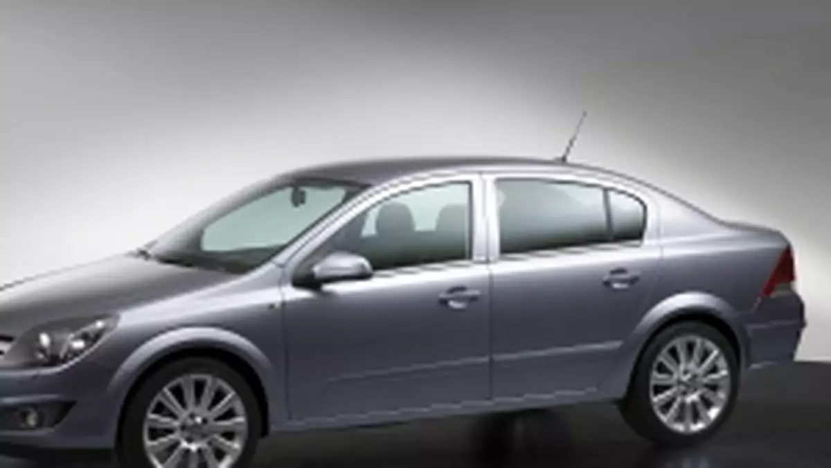 Opel: Nowy Astra sedan (znamy już ceny i wyposażenie)