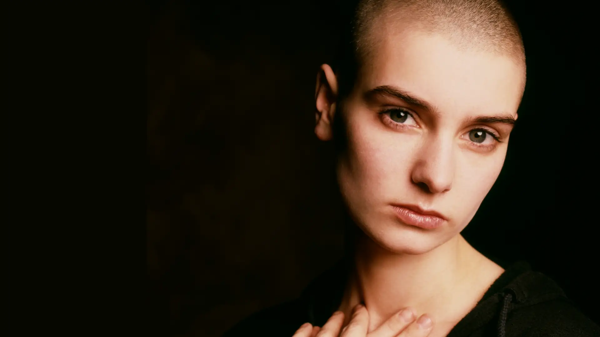 Sinead O'Connor: Kiedy przyznałam, że mam 14 lat, prawie dostał ataku serca. Kazał mi się ubrać