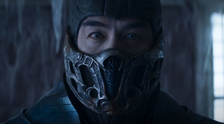 Sub-Zero (Joe Taslim) a Mortal Kombat egyik főgonosza, aki rögtön a nyitójelenetben egy teljes családdal végez / Fotó: Warner Bros