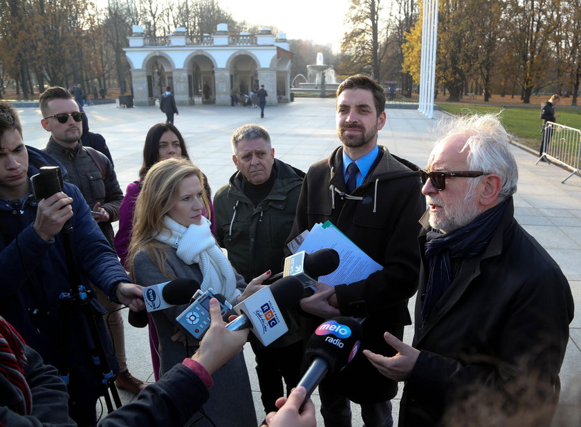 NIE dla budowy Pałacu Saskiego.