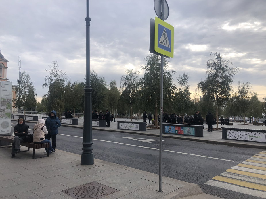 "Los guardias de seguridad y la policía en Rusia pueden detener a la persona que tomó su foto"