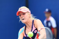 Urszula Radwańska przegrała z Rosjanką i odpadła z turnieju w Pekinie