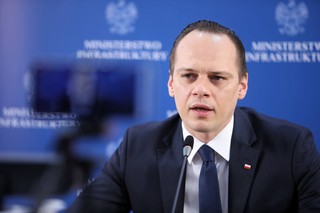Weber: Nie ma planów zmiany opłaty paliwowej