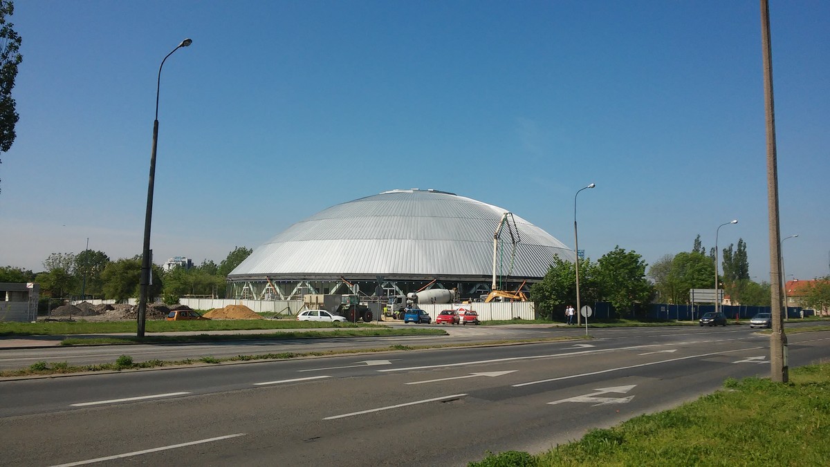 Dzięki korekcie w budżecie miasta, rajcy dołożą 1,66 mln złotych na przebudowę Okrąglaka. Zdecydowano o tym na dzisiejszej sesji w opolskim ratuszu.