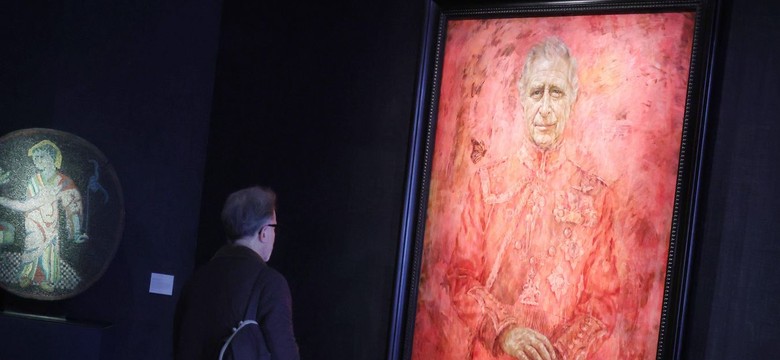 Zniszczony portret króla Karola III. Kontrowersje wokół akcji aktywistów