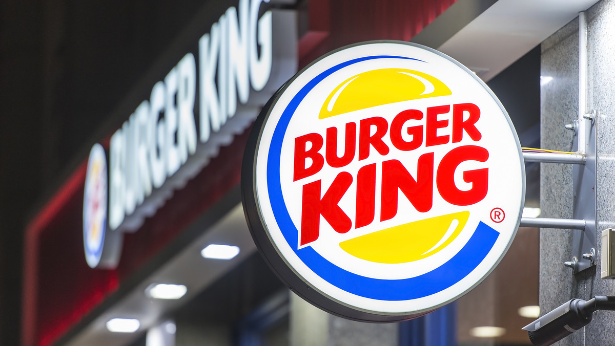 Burger King przeprosił za opublikowanie reklamy oferującej darmowe hamburgery Rosjankom, które podczas piłkarskich mistrzostw świata "zaszły w ciążę z gwiazdami futbolu".