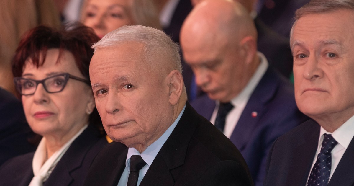 Politycy Koalicji 15 października powinni zrzucić się na bombonierkę dla prezesa PiS [FELIETON]