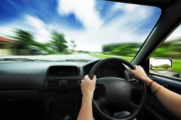 Motoryzacja: Kupisz "anglika", zapłacisz wyższe OC