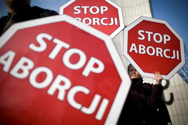 Z okazji dnia kobiet narodowcy protestowali...