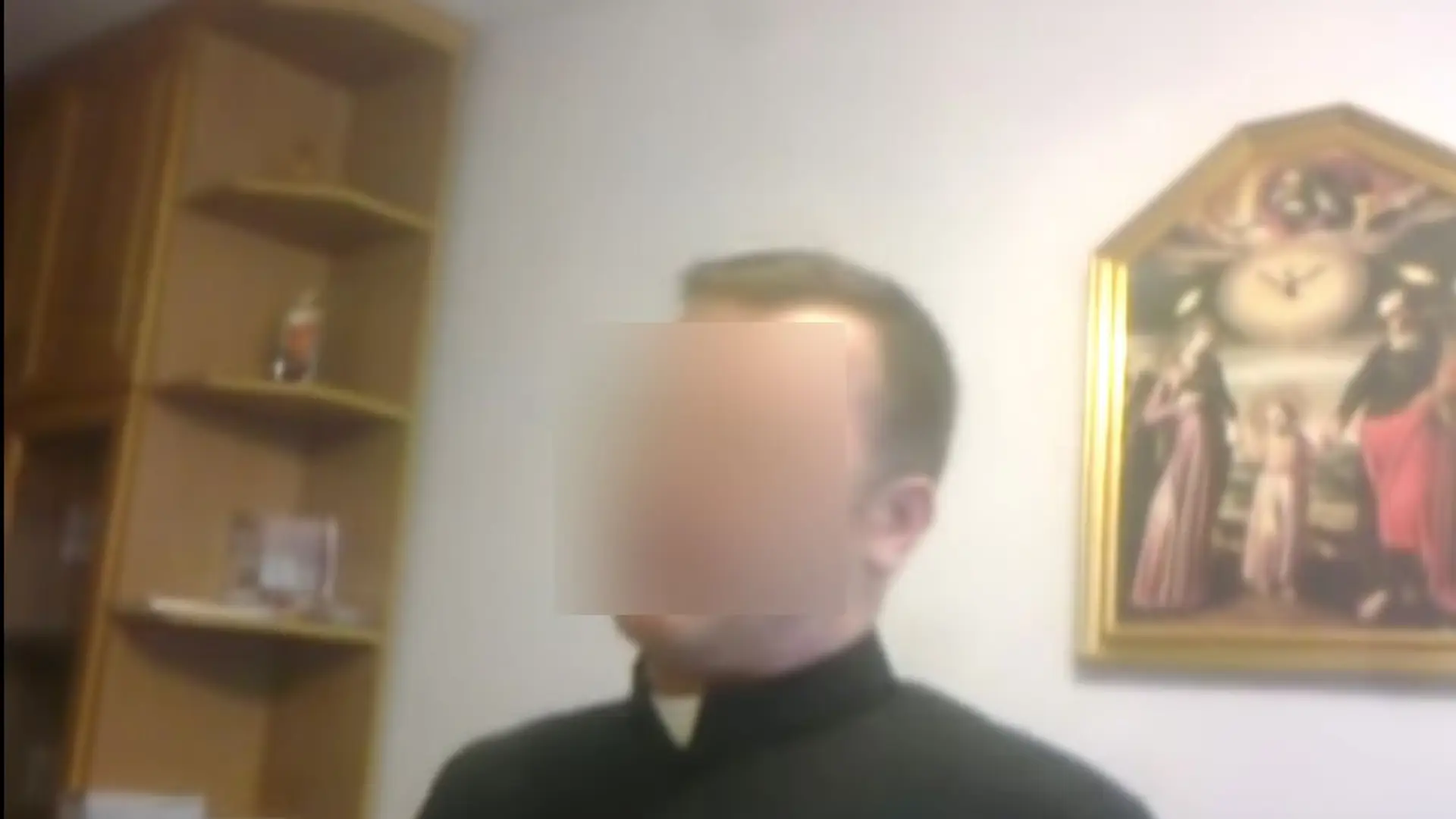 Marcin nagrał, jak ksiądz utrudnia mu apostazję. "Możecie się poskarżyć do papieża Franciszka"