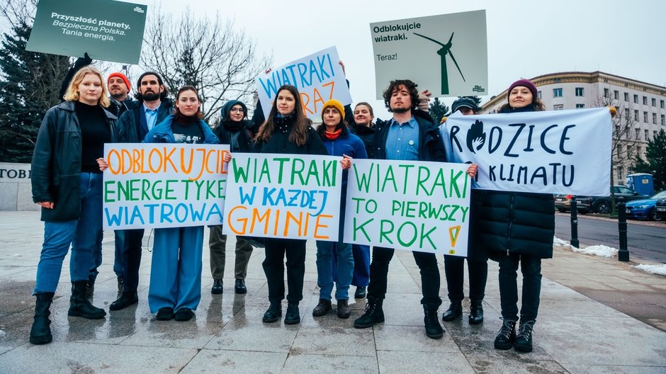 Organizacje i ruchy klimatyczne apelują o jak najszybszą liberalizację zasady 10h.