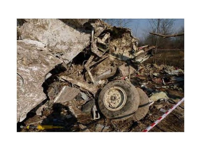 Niepublikowane zdjęcia pochodzące z raportu komisji Millera