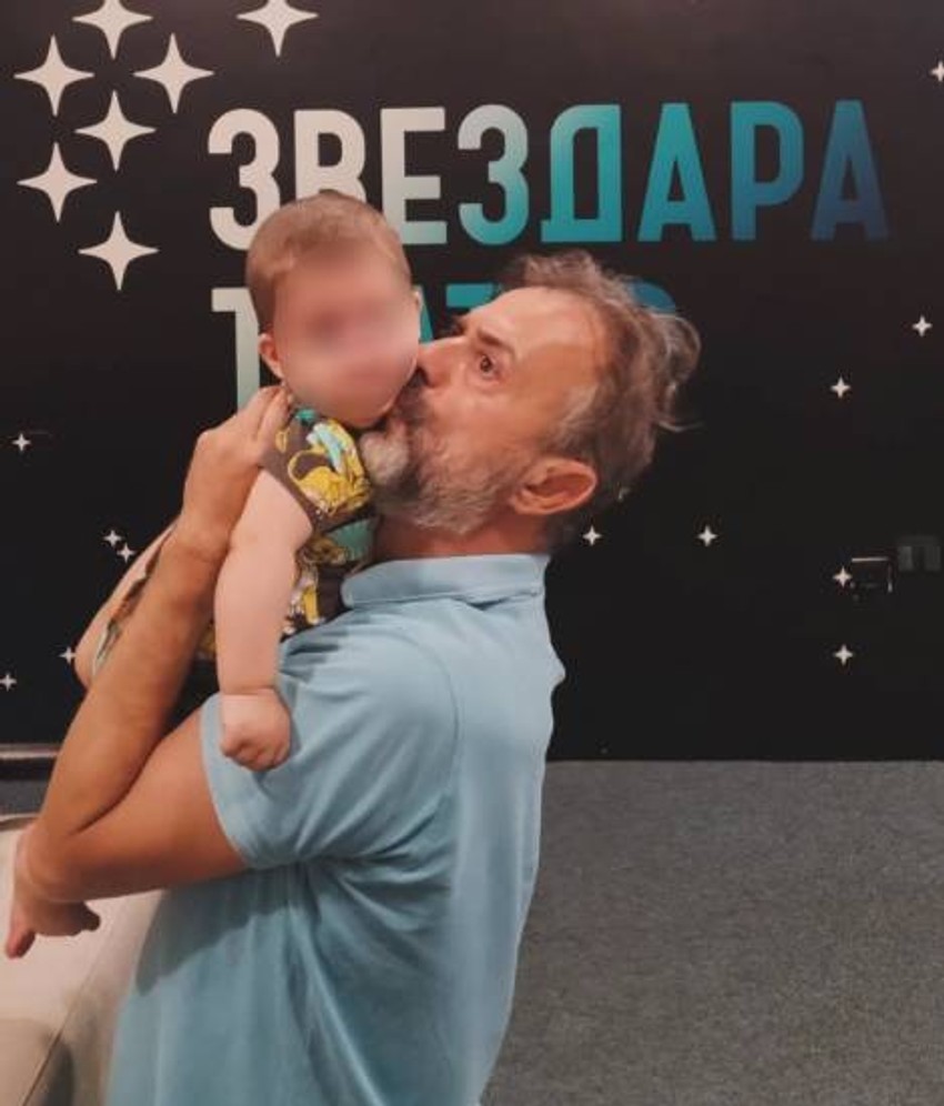 Iskra Brajović odvela sina u pozorište