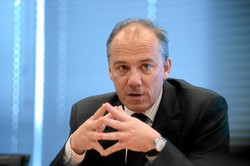 Prezes Orange zatrzymany i przesłuchiwany