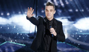 Z atakami paniki, ze strzykawką w ramieniu. Robbie Williams pokazał, jak wygląda życie z chorobą