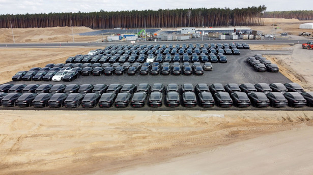 Tesla, Gigafactory w Gruenheide, Niemcy. Fot.: Liesa Johannssen-Koppitz/Bloomberg