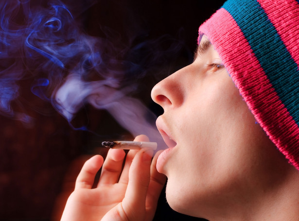 Marihuana mniej niszczy płuca niż papierosy