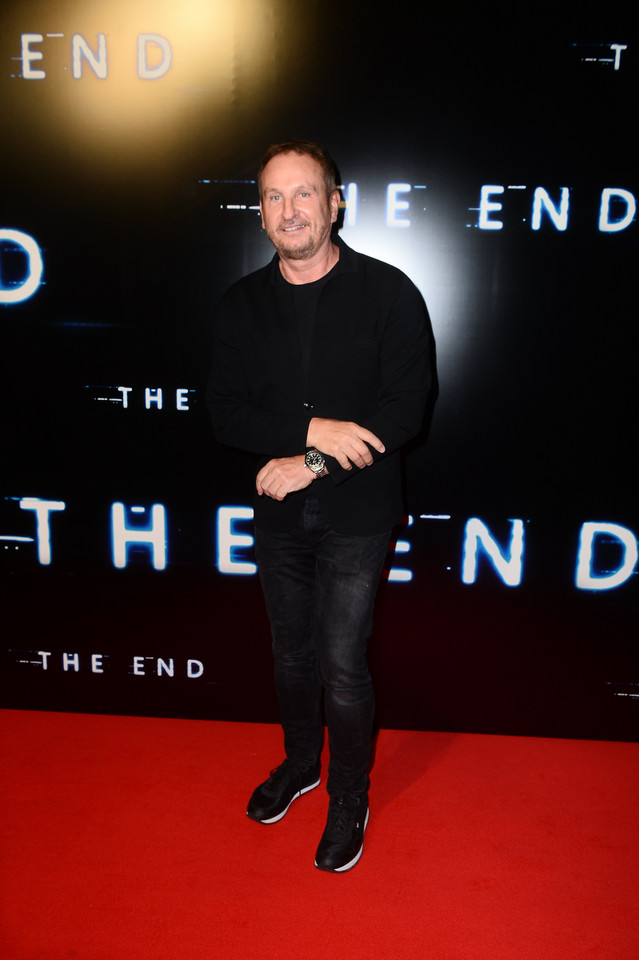 Marek Kościkiewicz na premierze filmu "The End"