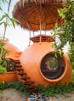 Tanie mieszkanie? Ten dom powstał w 6 tygodni za mniej niż 30 tys. zł. ZDJĘCIA