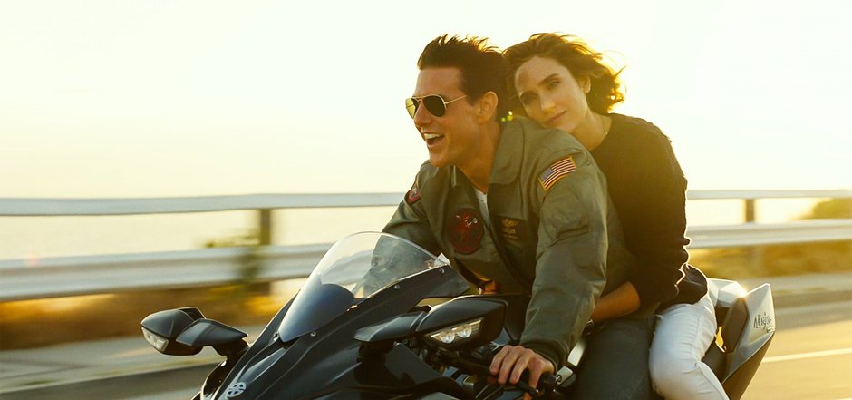 Tom Cruise i Jennifer Connelly w filmie "Top Gun: Maverick"