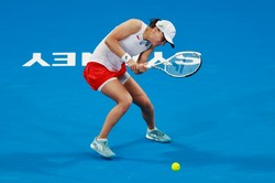 Iga Świątek wycofała się z turnieju WTA w Adelajdzie