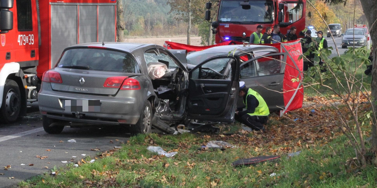 Tragedia na drodze. Jedna osoba nie żyje, dwie ranne