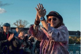 Evo zašto javnost skoro uopšte NE ZNA ZA SINA  DŽONIJA DEPA: Svi kažu da je PRESLIKAN OTAC, a na ulici ga niko ne bi ni primetio