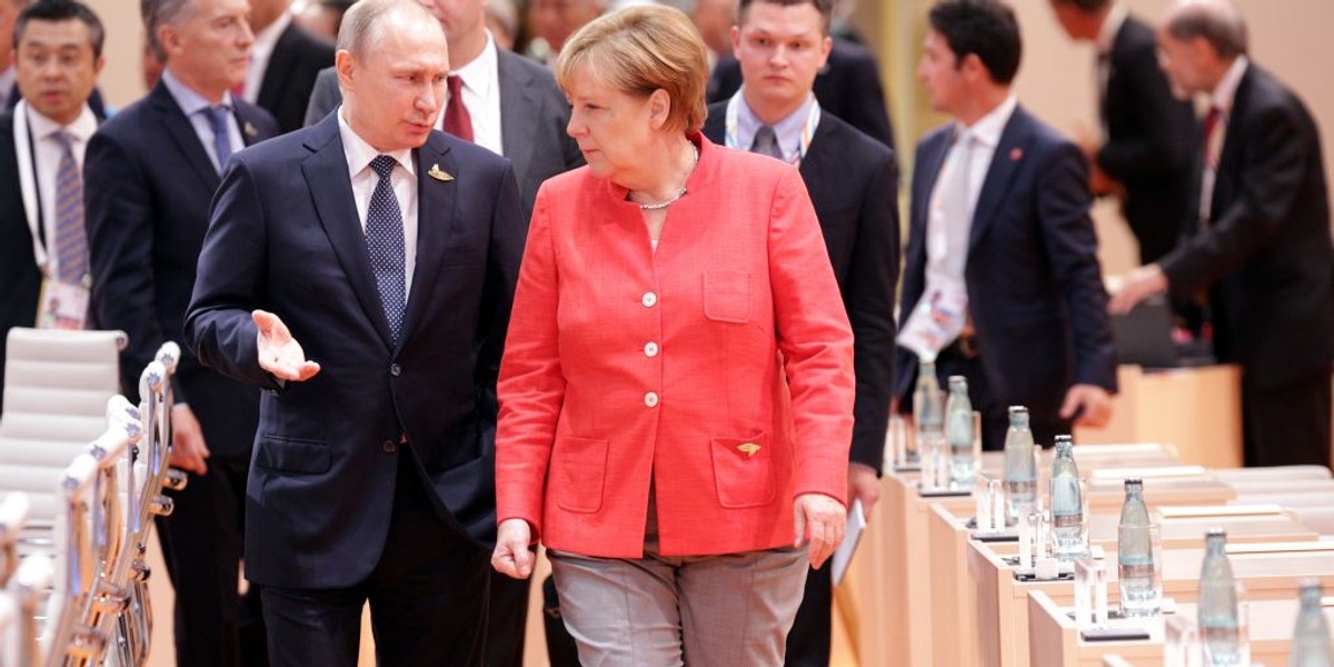 Angela Merkel i Władimir Putin na szczycie G20 w lipcu 2017 roku