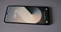 Plusy i minusy Flip 6. Czy tegoroczny Samsung z klapką to dobry wybór? [RECENZJA]