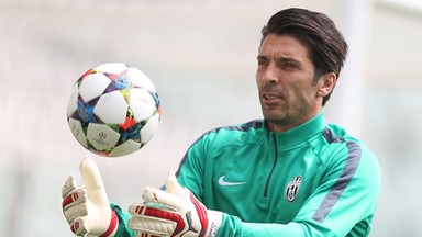 Gianluigi Buffon: Superman leci do Berlina